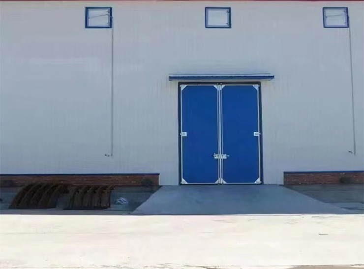 ���I�T(�����T)